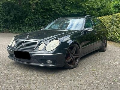 Mercedes E320