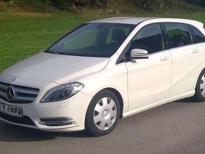 Mercedes B200