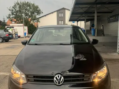 Gebraucht VW Polo 90 PS (66 kW) 2013 Schwarz Kleinwagen