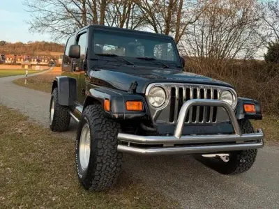 Gebraucht Jeep Wrangler 177 PS (130 kW) 2000 Schwarz SUV