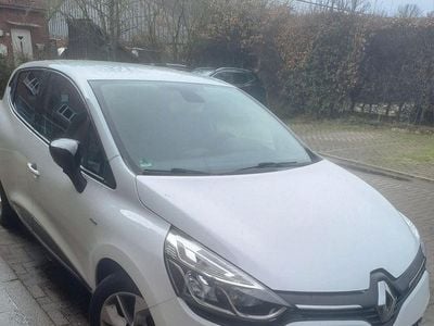 Gebraucht Renault Clio IV Intens 90 PS (66 kW) 2017 Weiß Kleinwagen