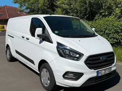 Gebraucht Ford Transit Custom 131 PS (96 kW) 2018 Weiß Van / Kleinbus