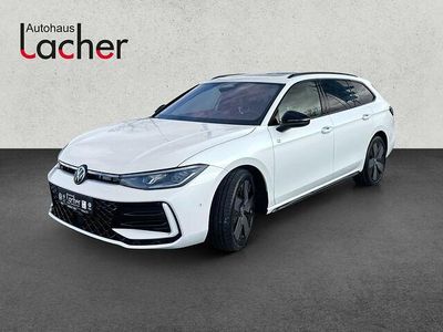 Gebraucht VW Passat R-line 150 PS (110 kW) 2024 Weiß Kombi