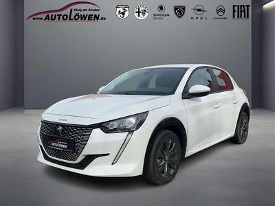 Gebraucht Peugeot e-208 Active 100 kW (136 PS) 2021 Lack weiss banquise/typ aussen Kleinwagen
