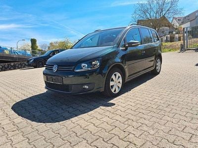 Usata VW Touran Comfortline 140 CV (102 kW) 2014 Verde Monovolume