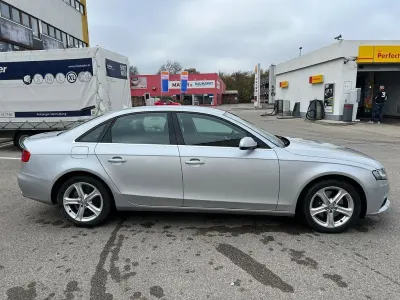Gebraucht Audi A4 Ambiente 190 PS (139 kW) 2010 Grau Limousine