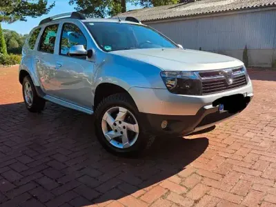 Gebraucht Dacia Duster Prestige 110 PS (80 kW) 2012 Grau SUV