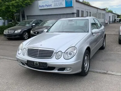 Gebraucht Mercedes E200 163 PS (119 kW) 2003 Brillantsilber  metalliclack Limousine