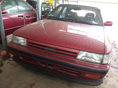Usata Toyota Carina II 120 CV (88 kW) 1991 Rosso Berlina