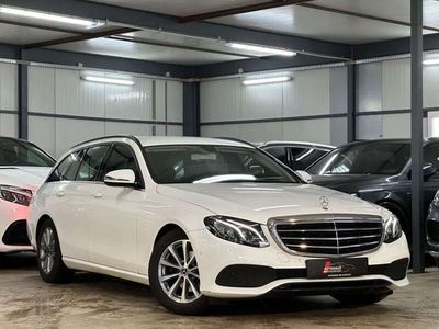 gebraucht Mercedes E220 d T 9G*LUFT*BSNSS*KAME*LED*1.HAND