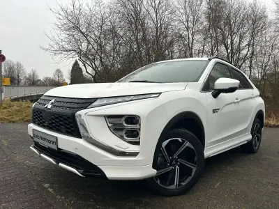 Gebraucht Mitsubishi Eclipse Cross Select 98 PS (72 kW) 2025 Andenweiss (s) SUV