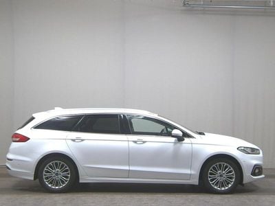Weiss Gebraucht 2021 Ford Mondeo Titanium Kombi | 14.680 € (Guter Preis)