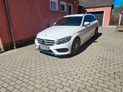 Gebraucht Mercedes C220 AMG line 170 PS (125 kW) 2016 Weiß Limousine