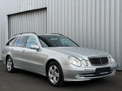 Gebraucht Mercedes E320 Avantgarde 204 PS (150 kW) 2004 Silber Limousine