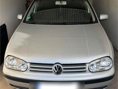 Silber Gebraucht 2005 VW Golf IV Kombi | 1.600 € (Etwas zu teuer)