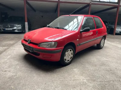Gebraucht Peugeot 106 60 PS (44 kW) 2003 Rot Kleinwagen