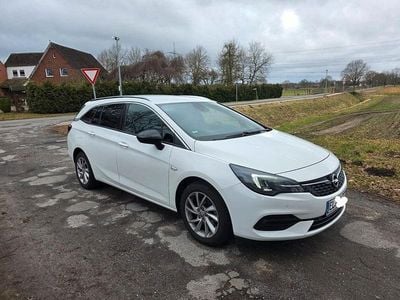 Begagnad Opel Astra Design Edition 122 HK (89 kW) 2021 Vit Kombi