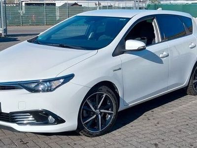 Toyota Auris Hybrid