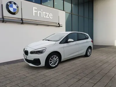 Gebraucht BMW 216 Active Tourer Advantage 116 PS (85 kW) 2020 Weiß Van / Kleinbus