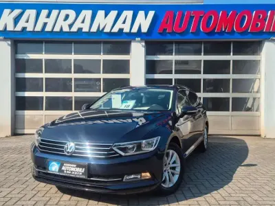Gebraucht VW Passat Comfortline 150 PS (110 kW) 2015 Blau Kombi