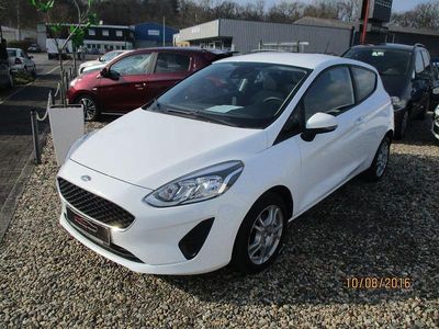 Gebraucht Ford Fiesta Trend 86 PS (63 kW) 2017 Weiß Kleinwagen