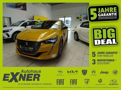 Usata Peugeot e-208 Allure 100 kW (136 CV) 2023 Giallo Utilitaria