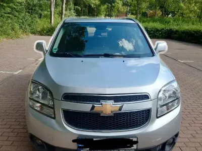 Gebraucht Chevrolet Orlando 141 PS (103 kW) 2011 Grau Van / Kleinbus