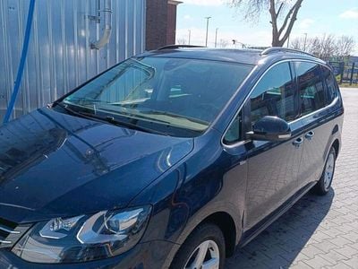 Second-hand VW Sharan Advance 170 CP (125 kW) 2012 Albastru Monovolum