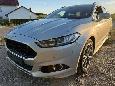 Gebraucht Ford Mondeo ST-Line 179 PS (131 kW) 2018 Silber Limousine