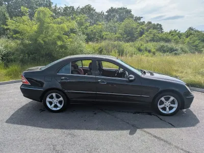 Gebraucht Mercedes C180 Avantgarde 143 PS (105 kW) 2005 Schwarz Limousine
