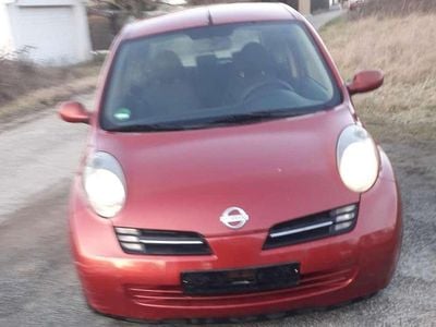 Rot Gebraucht 2005 Nissan Micra Limousine | 950 € (Guter Preis)