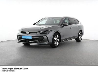 Grau Gebraucht 2025 VW Passat Business Kombi | 33.760 € (Fairer Preis)