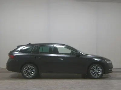 Brugt Skoda Octavia Ambition 150 HK (110 kW) 2023 Sort Stationcar