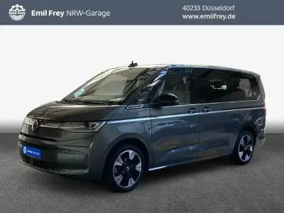 Gebraucht VW Multivan Style 204 PS (150 kW) 2023 Grau Van / Kleinbus