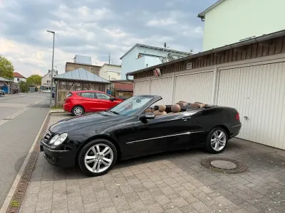 Gebraucht Mercedes CLK200 184 PS (135 kW) 2008 Schwarz Cabrio