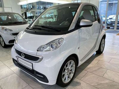 gebraucht Smart ForTwo Electric Drive fortwo coupe ED Aut/Servo/Sitzh/LED/LM/2xKabel!