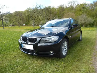 Używany BMW 320 Lifestyle 184 KM (135 kW) 2012 Czarny Kombi