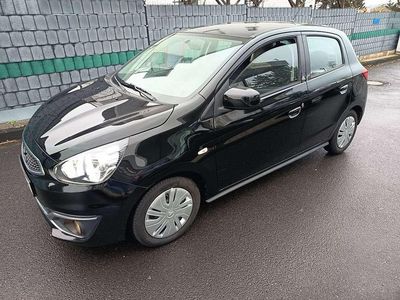 Gebraucht Mitsubishi Space Star Edition 71 PS (52 kW) 2018 Schwarz Limousine