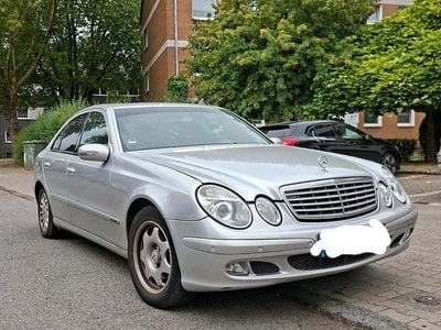 Mercedes E220