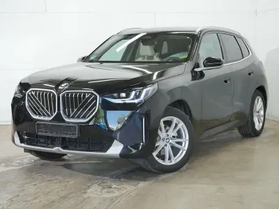 Gebraucht BMW X3 Sport Line 208 PS (152 kW) 2025 Saphirschwarz met. SUV