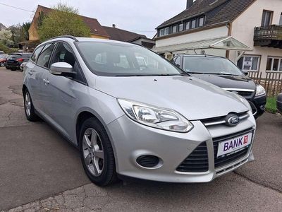 Gebraucht Ford Focus Trend 105 PS (77 kW) 2012 Polarsilber metallic Kombi