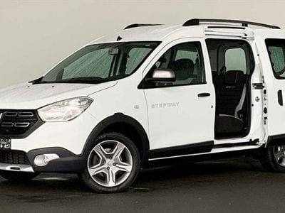 Usata Dacia Dokker Stepway 131 CV (96 kW) 2020 Bianco Monovolume