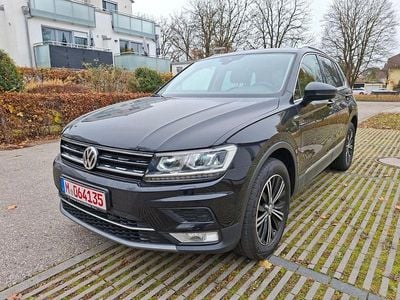 Schwarz Gebraucht 2016 VW Tiguan Highline SUV | 18.990 € (Fairer Preis)