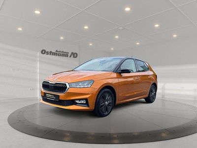 Gebraucht Skoda Fabia Ambition 95 PS (69 kW) 2022 Phoenixorange metallic Kleinwagen