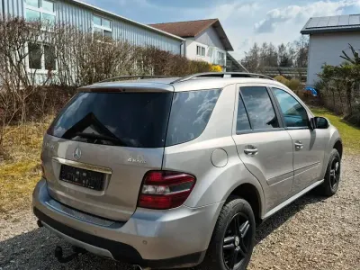 Brugt Mercedes ML320 242 HK (177 kW) 2008 Grå SUV