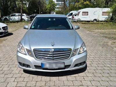 Usata Mercedes E350 231 CV (169 kW) 2010 Argento Berlina