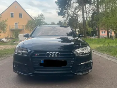Używany Audi S4 354 KM (260 kW) 2018 Czarny Kombi