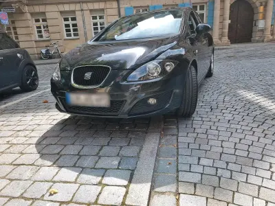 Gebraucht Seat Leon 125 PS (91 kW) 2011 Schwarz Kleinwagen
