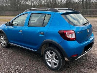 Usata Dacia Sandero Stepway 90 CV (66 kW) 2013 Blu Berlina
