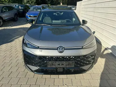 Neu VW T-Roc R-line 150 PS (110 kW) 2026 Wolf grey metallic SUV